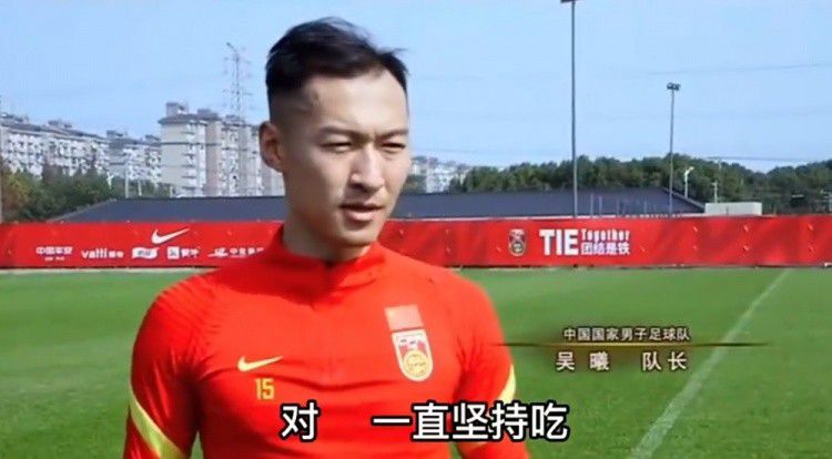 而引进姆巴佩也不容易，即使皇马可以在明年免签姆巴佩，但他们面临巨额签字费和工资，同时还有多家英超俱乐部竞争。